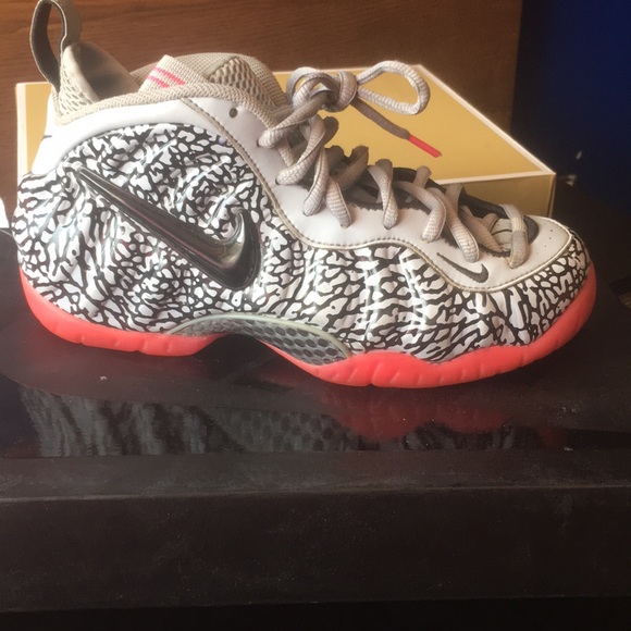 foamposite elephant print